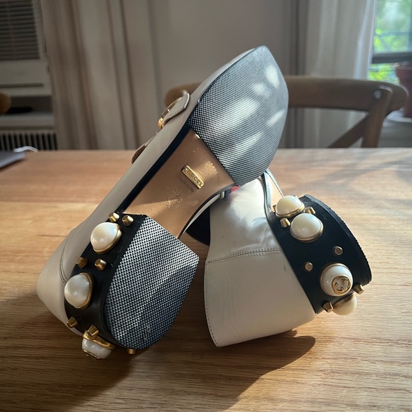 Gucci Leather Studded Accents Loafers - Picture 4 of 7